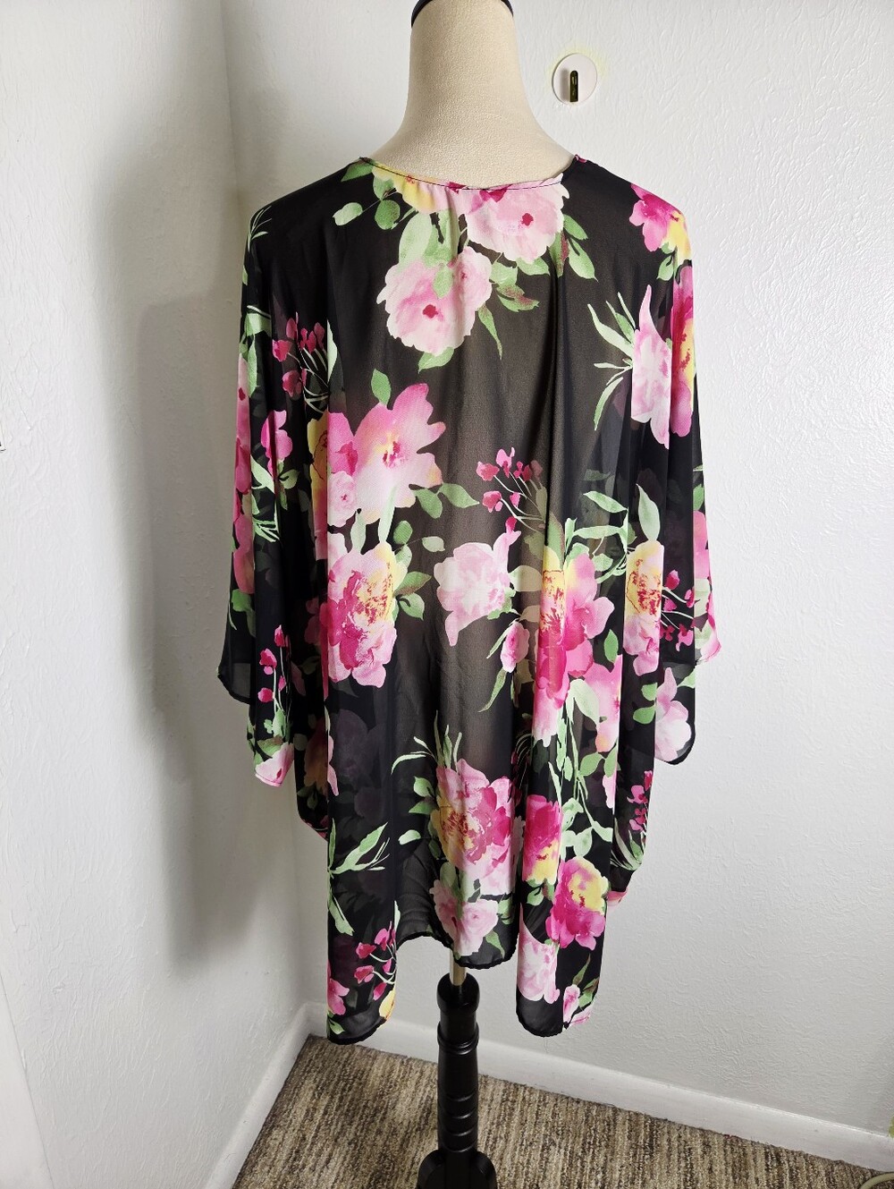 Emerald Black Waterfall Kimono with Pink & Mint Green Floral Print, One Size - Picture 6 of 10